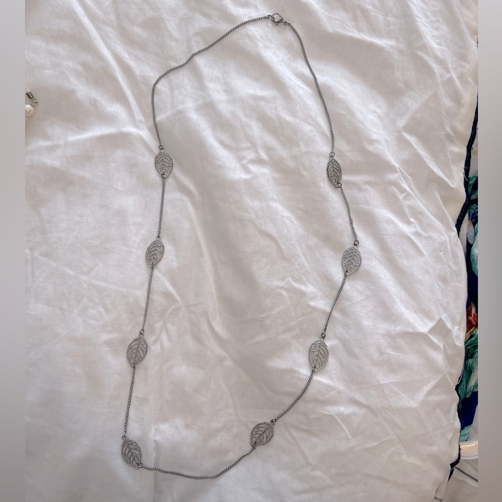 Long silver leaf necklace